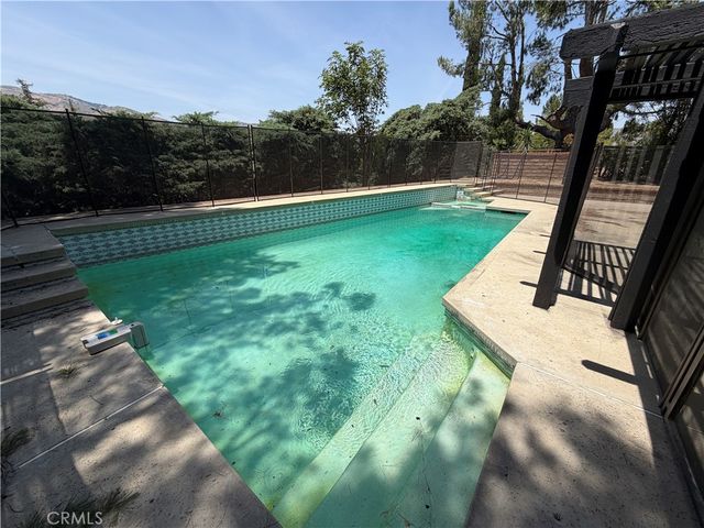 12829 Mclennan Avenue, Granada Hills, CA 91344