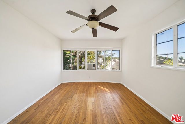 1274 Havenhurst Drive 8, West Hollywood, CA 90046