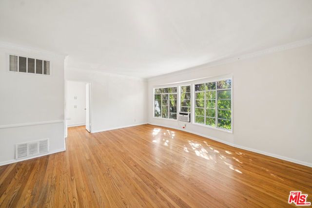 1274 Havenhurst Drive 8, West Hollywood, CA 90046