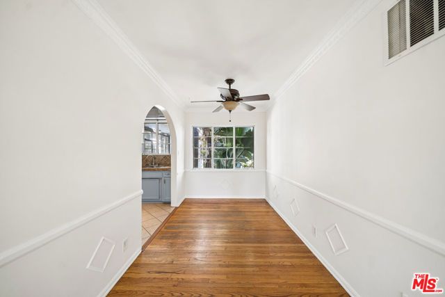 1274 Havenhurst Drive 8, West Hollywood, CA 90046