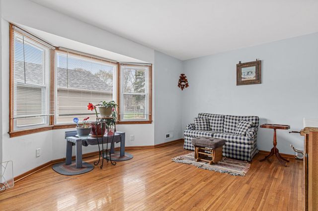 1312 72nd Avenue N, Brooklyn Center, MN 55430