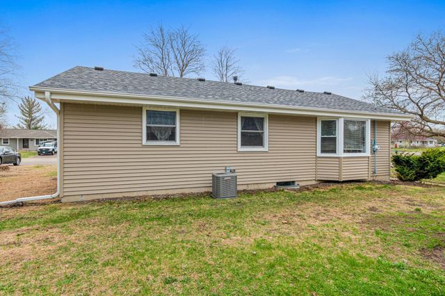1312 72nd Avenue N, Brooklyn Center, MN 55430