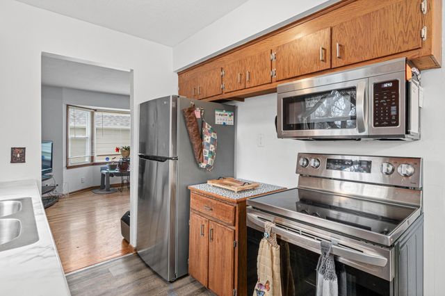 1312 72nd Avenue N, Brooklyn Center, MN 55430