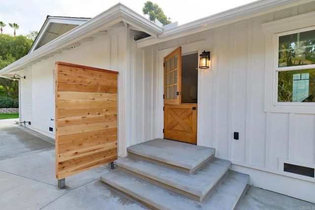 1405 Pambara Circle, Oceanside, CA 92054