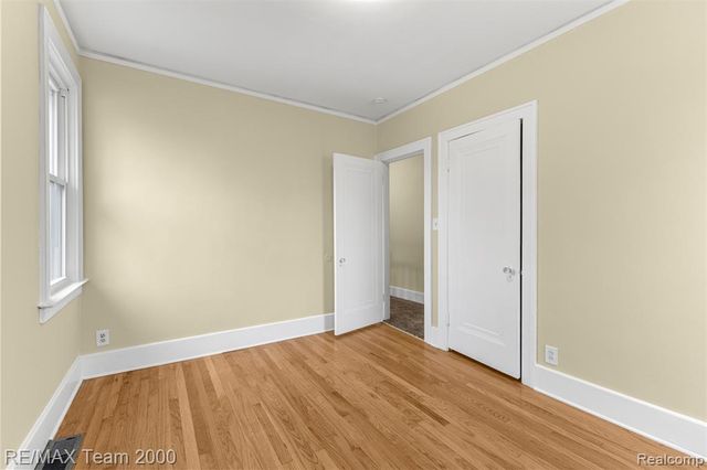 10460 S Morrow Circle, Dearborn, MI 48126
