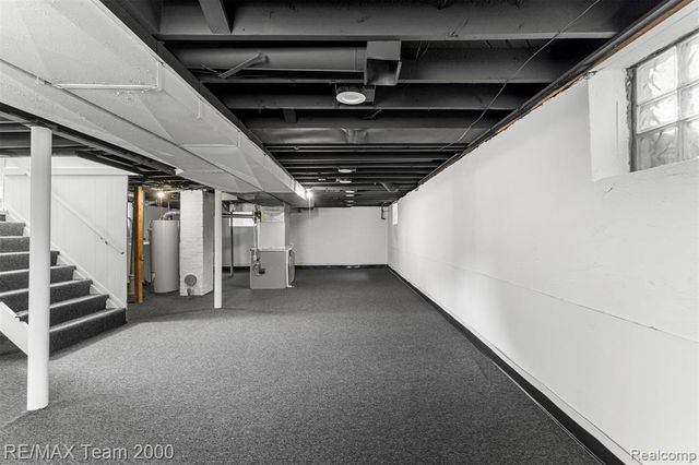 10460 S Morrow Circle, Dearborn, MI 48126