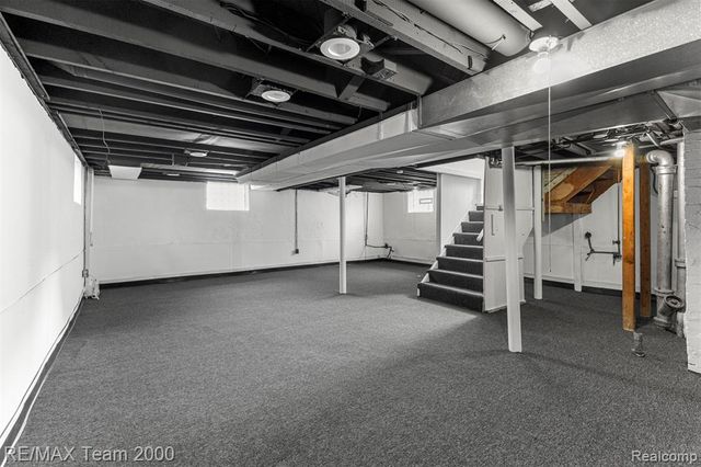 10460 S Morrow Circle, Dearborn, MI 48126