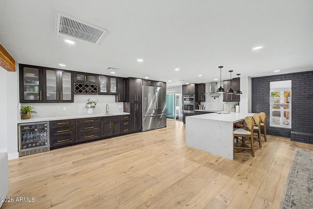 13234 N 11TH Avenue, Phoenix, AZ 85029