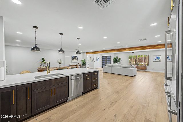 13234 N 11TH Avenue, Phoenix, AZ 85029