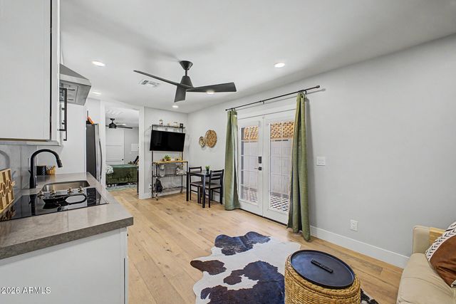 13234 N 11TH Avenue, Phoenix, AZ 85029