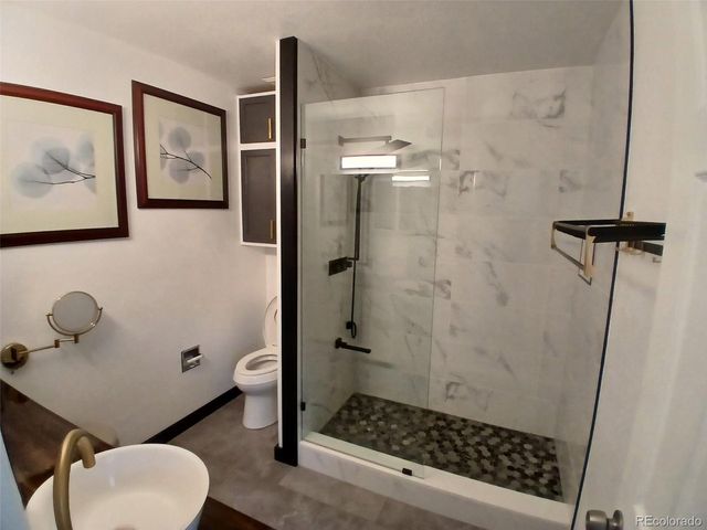 5966 S Jellison St B, Littleton, CO 80123