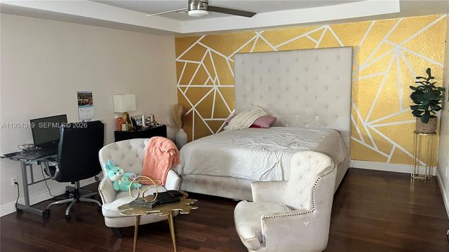 956 NW 206th Ter, Miami Gardens, FL 33169