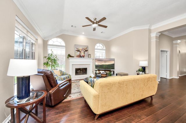 1112 Spinnaker Way, Sugar Land, TX 77498