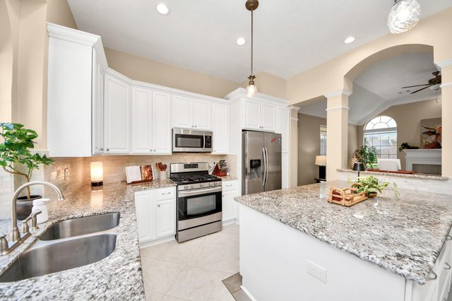 1112 Spinnaker Way, Sugar Land, TX 77498