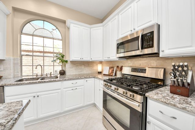1112 Spinnaker Way, Sugar Land, TX 77498