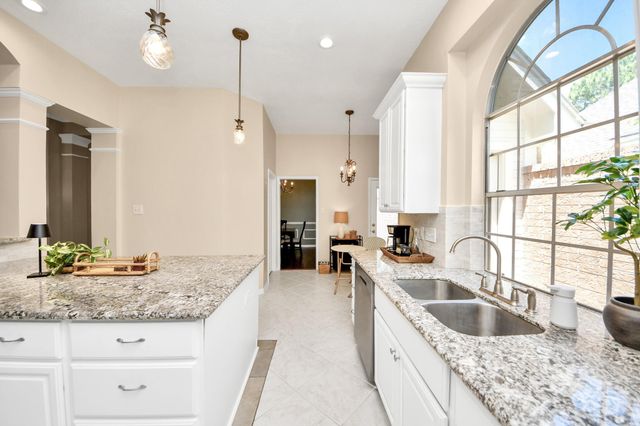 1112 Spinnaker Way, Sugar Land, TX 77498