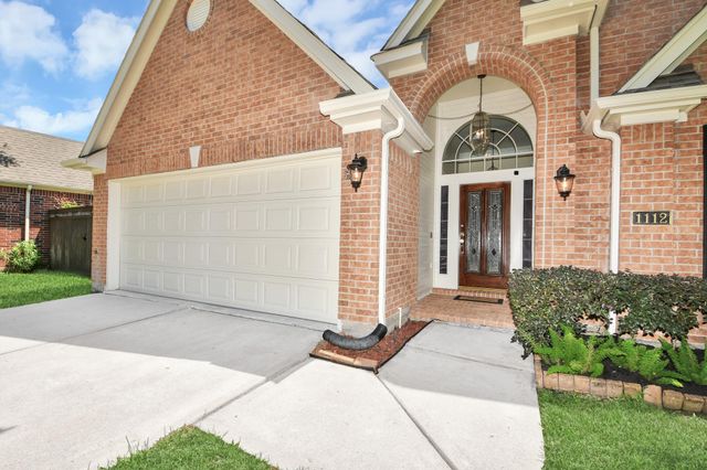 1112 Spinnaker Way, Sugar Land, TX 77498