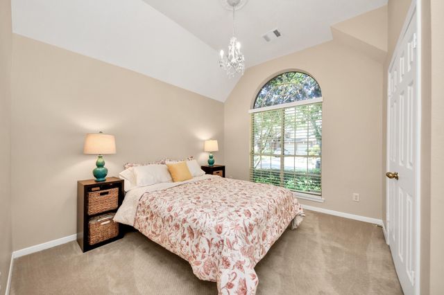 1112 Spinnaker Way, Sugar Land, TX 77498