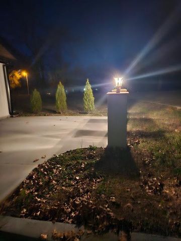 410 White Oak Drive, El Dorado Springs, MO 64744