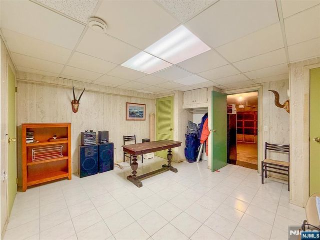 2330 5th Street 8, Fort Lee, NJ 07024