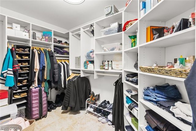 5090 Breakers Lane, Las Vegas, NV 89113