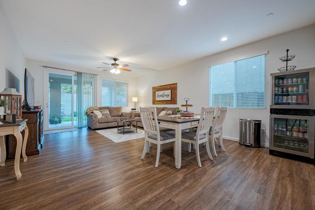 331 Carly Anne Dr, Merced, CA 95341