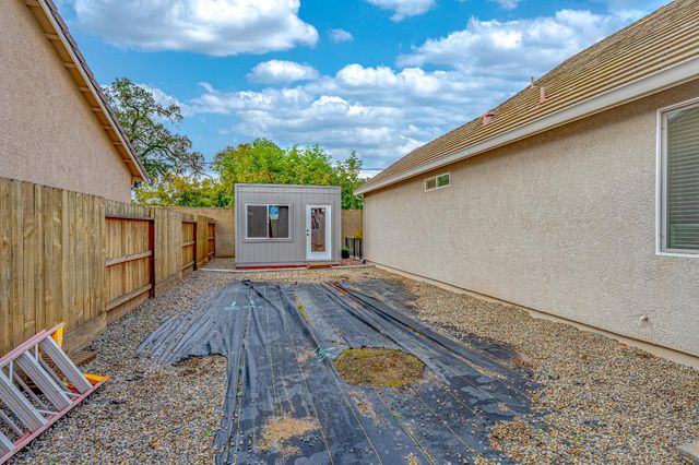 331 Carly Anne Dr, Merced, CA 95341