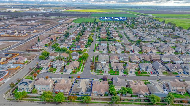 331 Carly Anne Dr, Merced, CA 95341