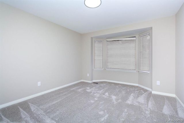 26196 Captains Landing, Chesterfield, MI 48051