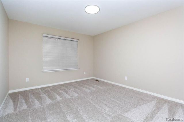 26196 Captains Landing, Chesterfield, MI 48051