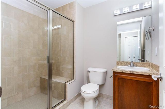 26196 Captains Landing, Chesterfield, MI 48051