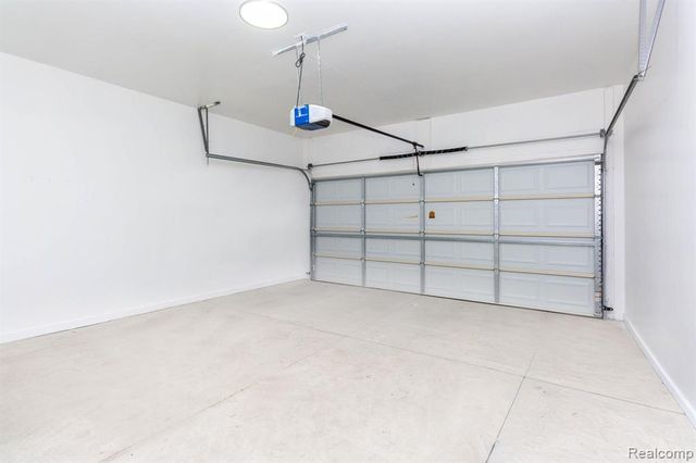 26196 Captains Landing, Chesterfield, MI 48051