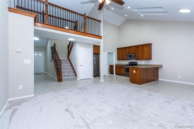 26196 Captains Landing, Chesterfield, MI 48051