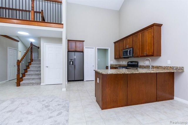 26196 Captains Landing, Chesterfield, MI 48051