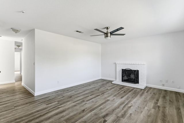 9100 Sutton Way, Orangevale, CA 95662