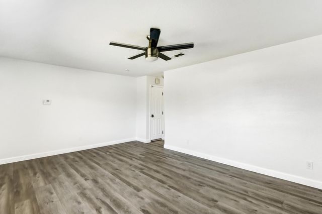 9100 Sutton Way, Orangevale, CA 95662