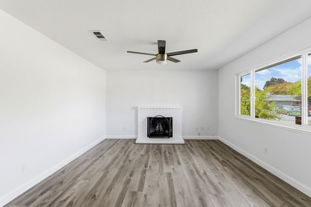 9100 Sutton Way, Orangevale, CA 95662