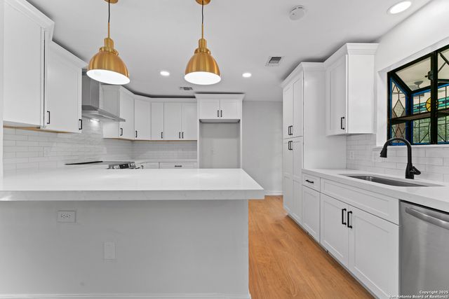 25919 dull knife, San Antonio, TX 78255