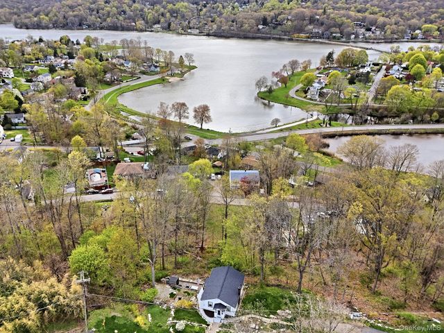 77 Montrose Drive, Carmel, NY 10512