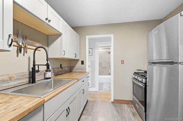 77 Montrose Drive, Carmel, NY 10512