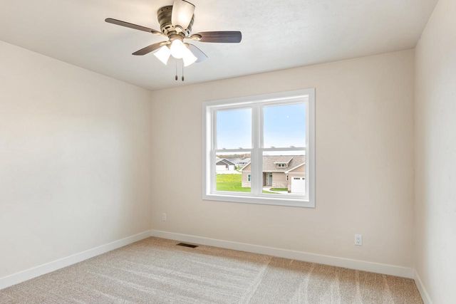 N8744 CONNOR CIRCLE, Menasha, WI 54952