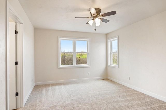 N8744 CONNOR CIRCLE, Menasha, WI 54952
