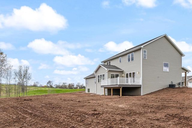 N8744 CONNOR CIRCLE, Menasha, WI 54952
