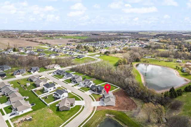 N8744 CONNOR CIRCLE, Menasha, WI 54952