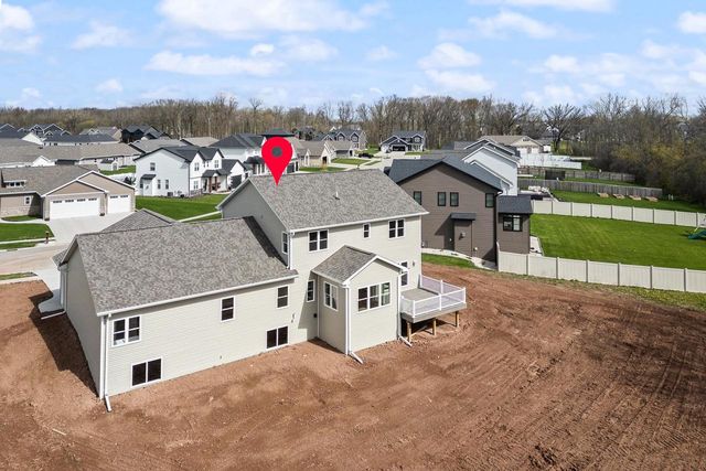 N8744 CONNOR CIRCLE, Menasha, WI 54952