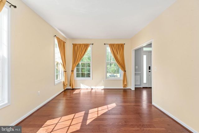 15 BURKE DR, Fredericksburg, VA 22406