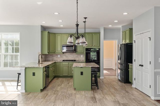 15 BURKE DR, Fredericksburg, VA 22406