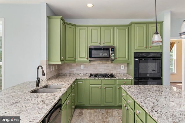 15 BURKE DR, Fredericksburg, VA 22406