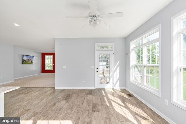 15 BURKE DR, Fredericksburg, VA 22406