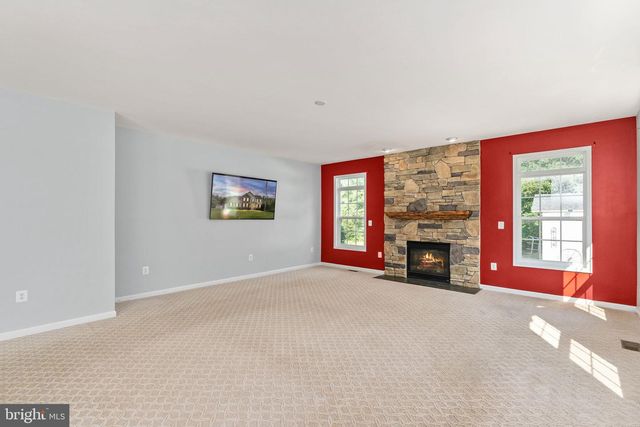 15 BURKE DR, Fredericksburg, VA 22406